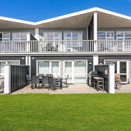 4 Bedroom Stunning In Сasa de vacaciones *
